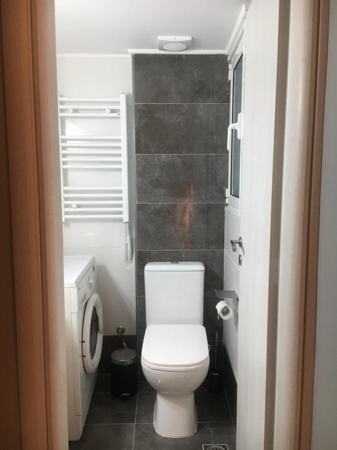 Home Sweet Home - 1 Bedroom Apartment Athena Bagian luar foto