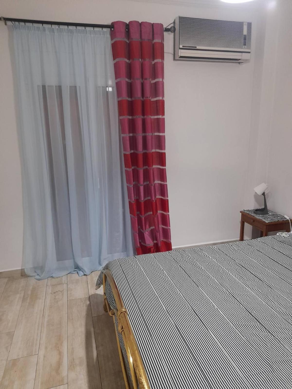 Home Sweet Home - 1 Bedroom Apartment Athena Bagian luar foto